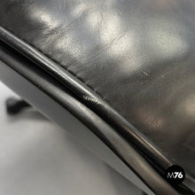 将图片加载到图库查看器,Black leather and metal armchair and pouf 670 671 by Charles and Ray Eames for ICF, 1970s