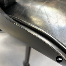 将图片加载到图库查看器,Black leather and metal armchair and pouf 670 671 by Charles and Ray Eames for ICF, 1970s
