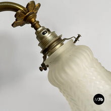 Load image into Gallery viewer, Wall lamp in brass and glass, 1950s