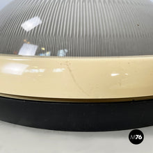 画像をギャラリービューアに読み込む, Wall lamps with molded glass and plastic, 1970s