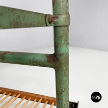 将图片加载到图库查看器,Cart in wood and green metal, 1920s