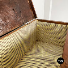 Charger l'image dans la galerie, Chest with folding top in wood, 1600s