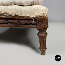 Carica l'immagine nel visualizzatore di Gallery, Daybed in fabric and wood, early 1900s