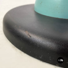 画像をギャラリービューアに読み込む, Floor ashtray light blue and black