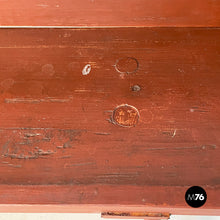 画像をギャラリービューアに読み込む, Bench in red wood, 1930s