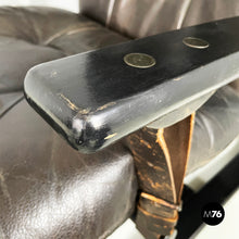 画像をギャラリービューアに読み込む, Reclining armchairs and pouf by De Sede, 1970s