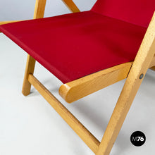 画像をギャラリービューアに読み込む, Deck chair in red fabric and wood by Fratelli Reguitti, 1960s