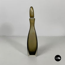 Carica l'immagine nel visualizzatore di Gallery, Bottles with cap by Venini, 1990s