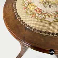 画像をギャラリービューアに読み込む, Chair in wood and embroidered fabric, 1930s