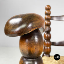 Load image into Gallery viewer, Armchairs in wood and straw, 1960s