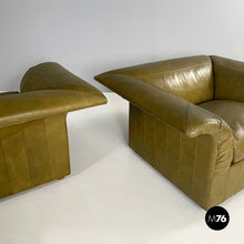 画像をギャラリービューアに読み込む, Armchairs by Luigi Massoni for Poltrona Frau, 1970s