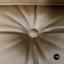 Carica l'immagine nel visualizzatore di Gallery, Leather armchairs by Florence Knoll for Knoll International, 1970s