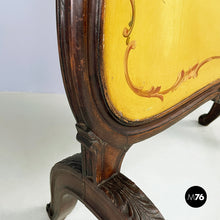 画像をギャラリービューアに読み込む, Fire screen in crafted wood with floral decorations, 1940s