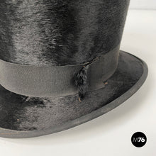 将图片加载到图库查看器,Party set with leather hatbox, mid 1900s