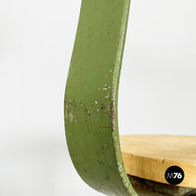 画像をギャラリービューアに読み込む, Industrial stools with height-adjustable seat by Necchi, 1920s