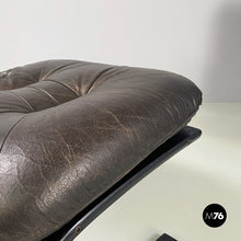 画像をギャラリービューアに読み込む, Reclining armchairs and pouf by De Sede, 1970s