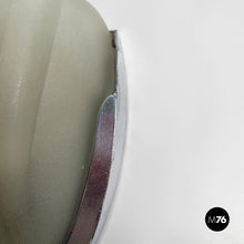 将图片加载到图库查看器,Shell-shaped wall lamps in glass and metal, 1930s