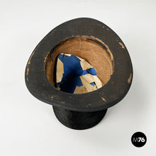 Charger l'image dans la galerie, Party set with leather hatbox, mid 1900s