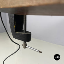 画像をギャラリービューアに読み込む, Table lamp with clamp in black metal and brass, 1970s
