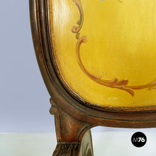 画像をギャラリービューアに読み込む, Fire screen in crafted wood with floral decorations, 1940s