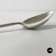 将图片加载到图库查看器,Grapefruit knife and spoon by George Buttler & Co., 1950s