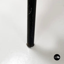 Load image into Gallery viewer, Deckchair in red scooby and black metal, 1960s