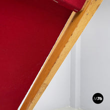 画像をギャラリービューアに読み込む, Deck chair in red fabric and wood by Fratelli Reguitti, 1960s