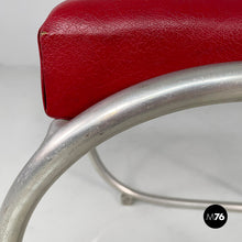 将图片加载到图库查看器,Chairs in red faux leather and metal, 1930s