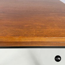 画像をギャラリービューアに読み込む, Extendable dining table in wood and black metal, 1960s