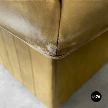 画像をギャラリービューアに読み込む, Armchairs by Luigi Massoni for Poltrona Frau, 1970s