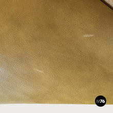 画像をギャラリービューアに読み込む, Armchairs by Luigi Massoni for Poltrona Frau, 1970s