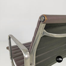 将图片加载到图库查看器,Dark grey leather office chair EA108 by Charles and Ray Eames for ICF, 1970s