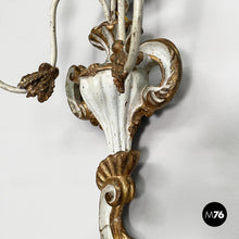 Load image into Gallery viewer, Gilded wood wall lamp, 1700s