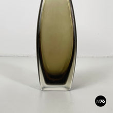 Carica l'immagine nel visualizzatore di Gallery, Bottles with cap by Venini, 1990s