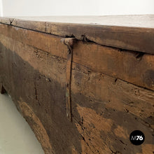 Charger l'image dans la galerie, Chest with folding top in wood, 1600s