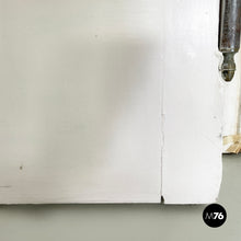 画像をギャラリービューアに読み込む, Double swing door entirely in white wood, early 1900s