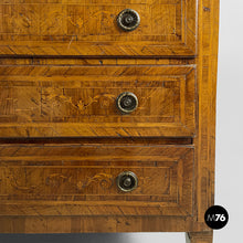 画像をギャラリービューアに読み込む, Wooden drop-leaf chest of drawers, 1700s
