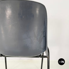 画像をギャラリービューアに読み込む, Stackable chairs in grey plastic and black metal, 2000s