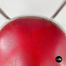 将图片加载到图库查看器,Chairs in red faux leather and metal, 1930s