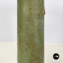 画像をギャラリービューアに読み込む, Industrial stools with height-adjustable seat by Necchi, 1920s