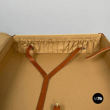 将图片加载到图库查看器,Suitcase in beige and brow leather, 1960s