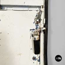 将图片加载到图库查看器,Car door in metal, 1970s