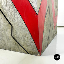 将图片加载到图库查看器,Chest of drawers in gray wood with broken stripes, 1990s