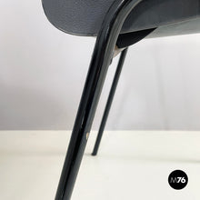 画像をギャラリービューアに読み込む, Stackable chairs in grey plastic and black metal, 2000s