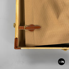 将图片加载到图库查看器,Suitcase in beige and brow leather, 1960s