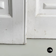 画像をギャラリービューアに読み込む, Double swing door entirely in white wood, early 1900s