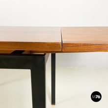 画像をギャラリービューアに読み込む, Extendable dining table in wood and black metal, 1960s