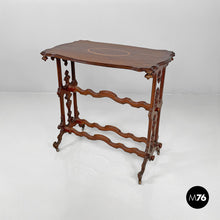 将图片加载到图库查看器,Wooden coffee table with casters, 1800s