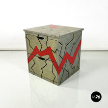 将图片加载到图库查看器,Chest of drawers in gray wood with broken stripes, 1990s