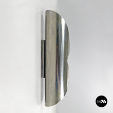 画像をギャラリービューアに読み込む, Cylindrical wall lamps in chromed metal, 1970s